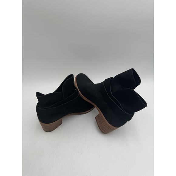 UGG ELORA Women's NEW Heeled Boot Black US Size 5.5 Medium (1019148) - Picture 8 of 11